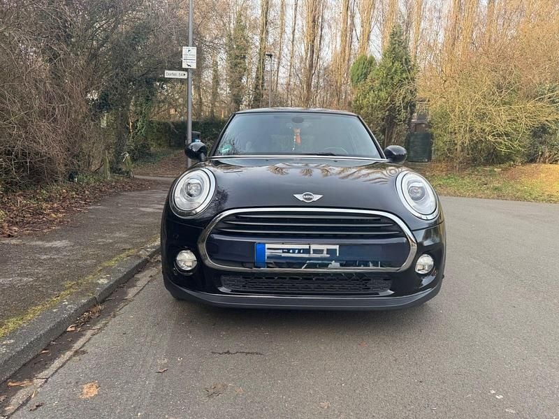 Gebraucht Mini Cooper Chili 136 PS (100 kW) 2017 Schwarz Kleinwagen