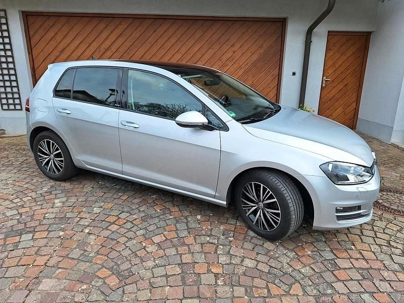 Gebraucht VW Golf VII Allstar 110 PS (80 kW) 2016 Silber Limousine