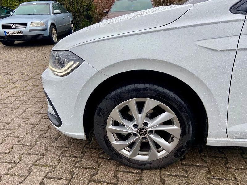 Gebraucht VW Polo Style 95 PS (69 kW) 2024 Weiß Limousine