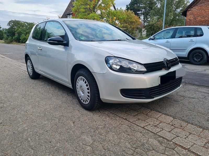 Silber Gebraucht 2009 VW Golf VI Coupé | 2.750 € (Guter Preis) - Bild 1/4
