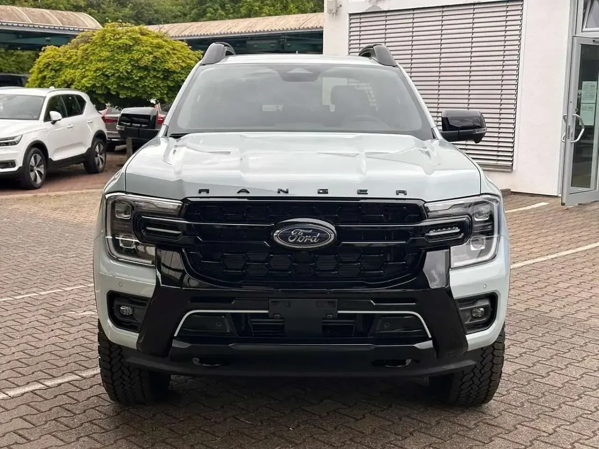 Neu Ford Ranger 281 PS (206 kW) 2026 Chill grey Pickup