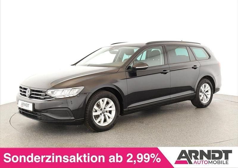 Gebraucht VW Passat Conceptline 122 PS (89 kW) 2023 Deep black perleffekt Kombi