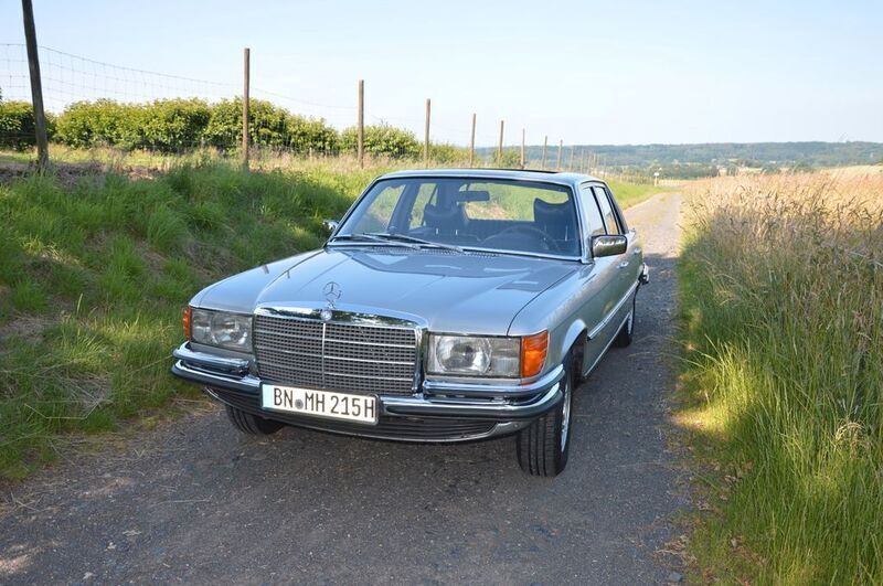 Silber Gebraucht 1977 Mercedes 280 SE Limousine | 14.900 € - Bild 1/4