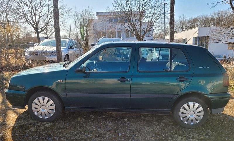Grün Gebraucht 1996 VW Golf III Kombi | 1.500 € (Guter Preis) - Bild 1/4
