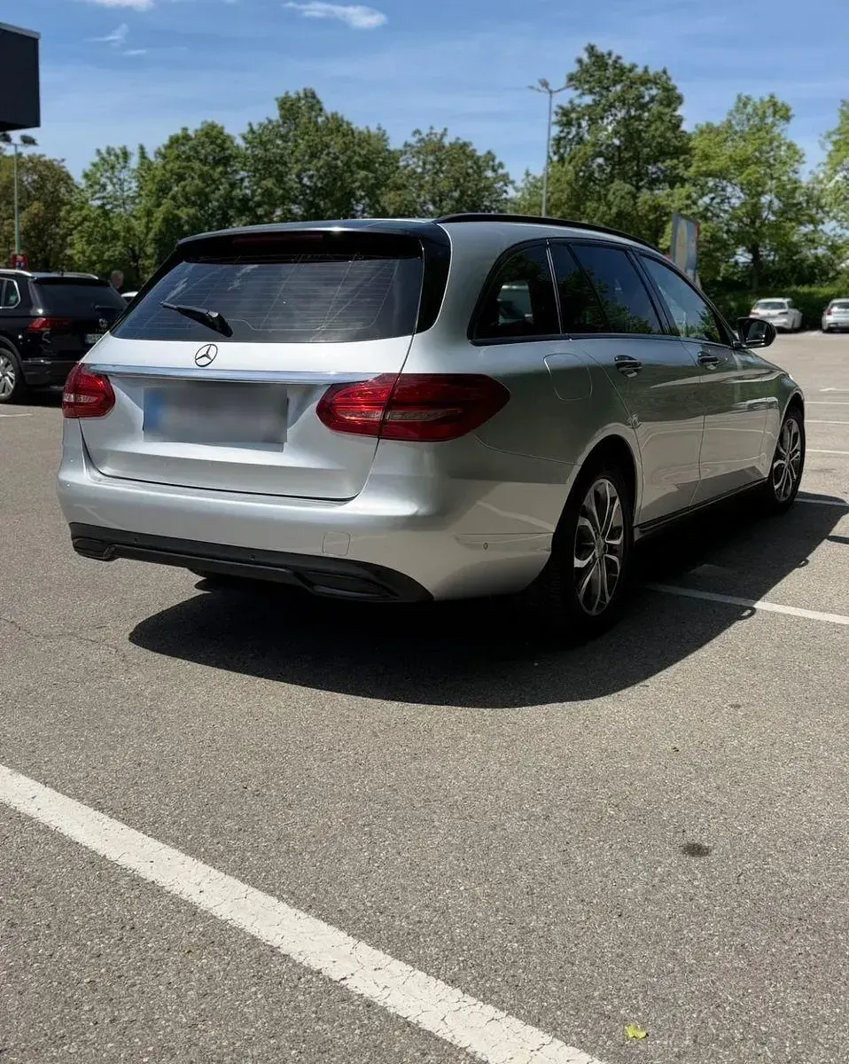 Gebraucht Mercedes C250 204 PS (150 kW) 2018 Silber Kombi