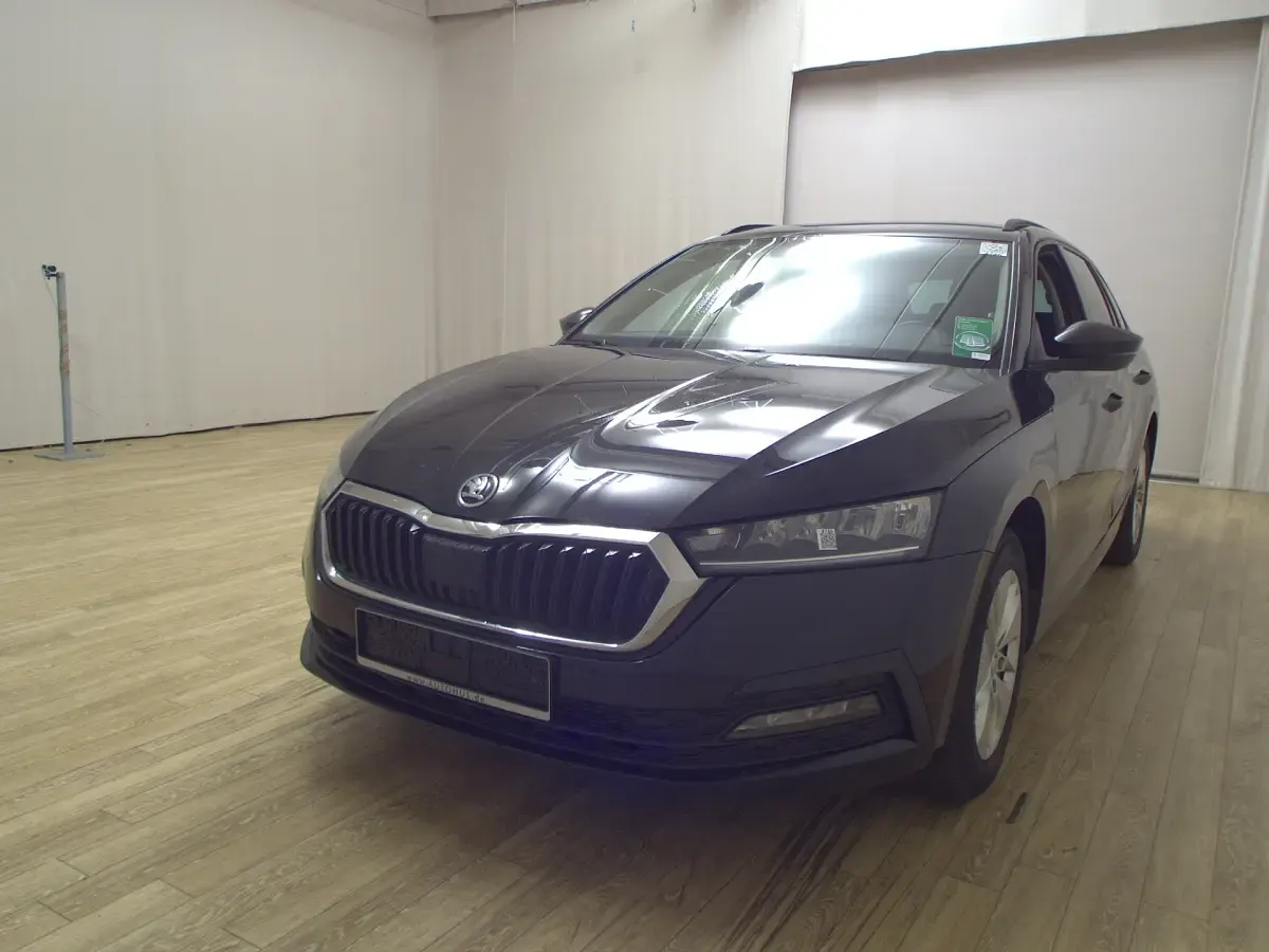 Gebraucht Skoda Octavia Ambition 150 PS (110 kW) 2023 Schwarz Kombi