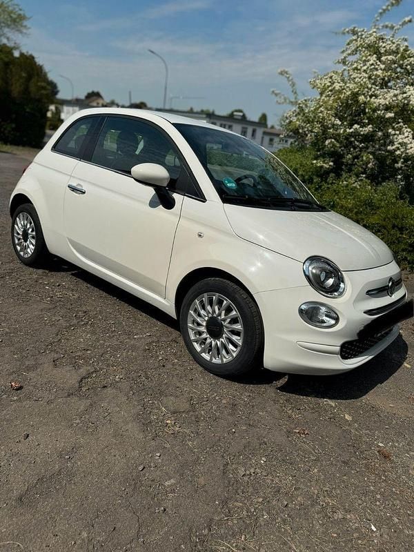 Weiß Gebraucht 2019 Fiat 500 Lounge Kleinwagen | 8.950 € (Guter Preis) - Bild 1/4