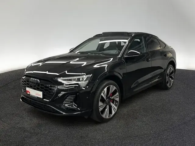 Gebraucht Audi Q8 Sportback e-tron S-Line 300 kW (408 PS) 2024 Mythosschwarz metallic SUV