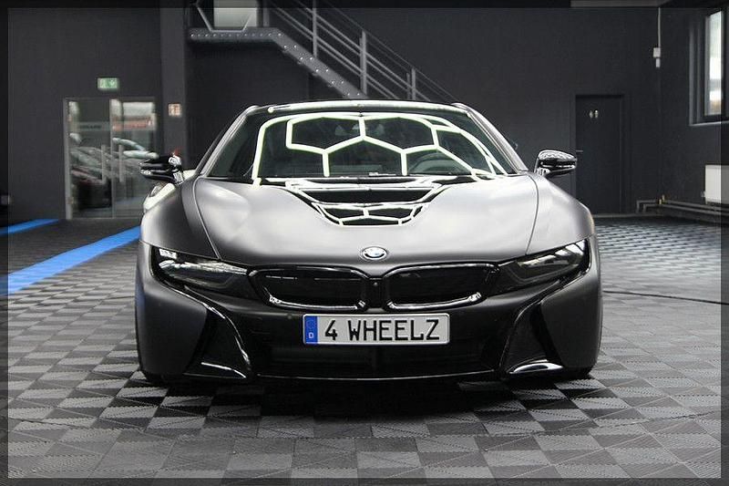Gebraucht BMW i8 Sport Line 374 PS (275 kW) 2018 Schwarz Coupé
