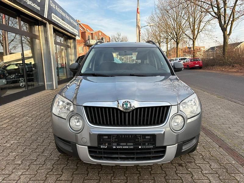Gebraucht Skoda Yeti 105 PS (77 kW) 2012 Grau SUV
