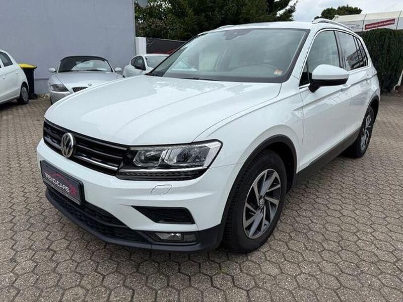 Weiß Gebraucht 2018 VW Tiguan Sound SUV | 20.490 € (Fairer Preis) - Bild 1/4