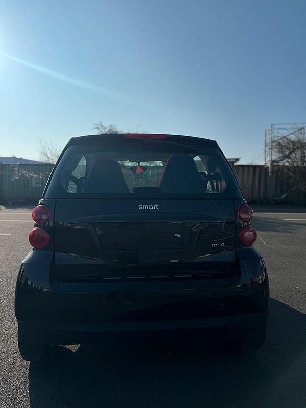 Gebraucht Smart ForTwo Coupé 71 PS (52 kW) 2009 Schwarz Coupé