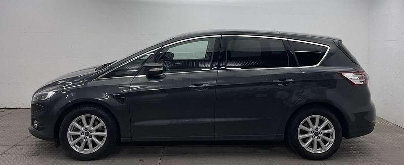 Gebraucht Ford S-MAX Titanium 319 PS (234 kW) 2017 Grün Van / Kleinbus