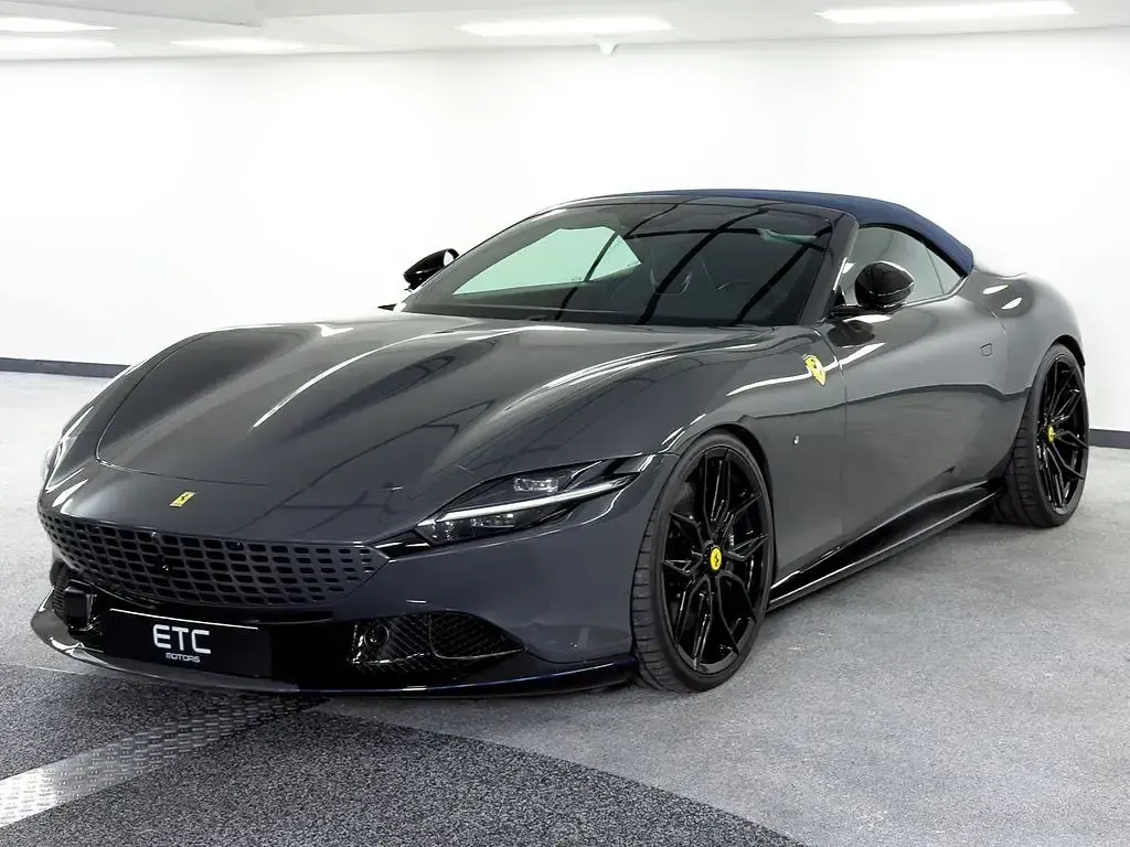 Gebraucht Ferrari Roma 620 PS (456 kW) 2025 Grau Cabrio