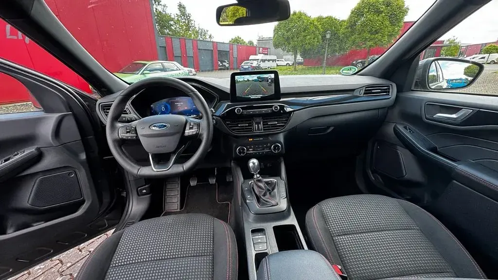 Gebraucht Ford Kuga ST-Line 150 PS (110 kW) 2023 Grau SUV