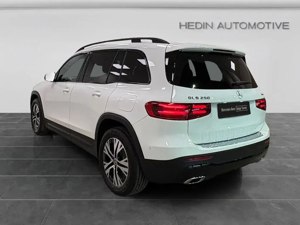 Gebraucht Mercedes GLB250 Progressive 224 PS (164 kW) 2024 Weiß SUV