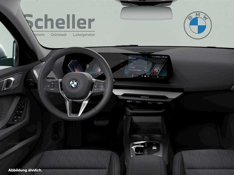 Gebraucht BMW 120 170 PS (125 kW) 2025 Alpinweiss iii Kleinwagen