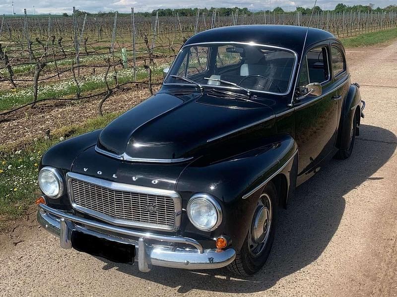 Schwarz Gebraucht 1966 Volvo PV544 Limousine | 17.900 € - Bild 1/4