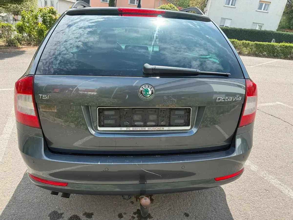Gebraucht Skoda Octavia 122 PS (89 kW) 2012 Kombi