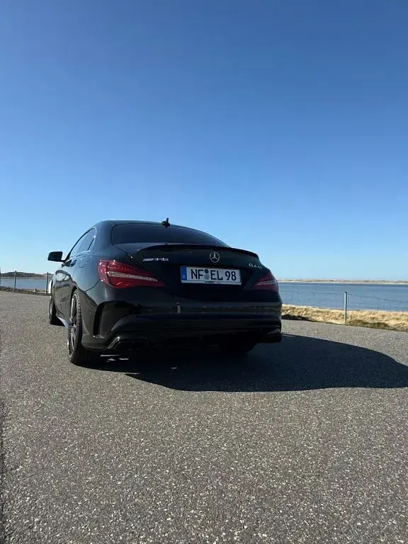 Gebraucht Mercedes CLA45 AMG AMG 381 PS (280 kW) 2016 Schwarz Limousine