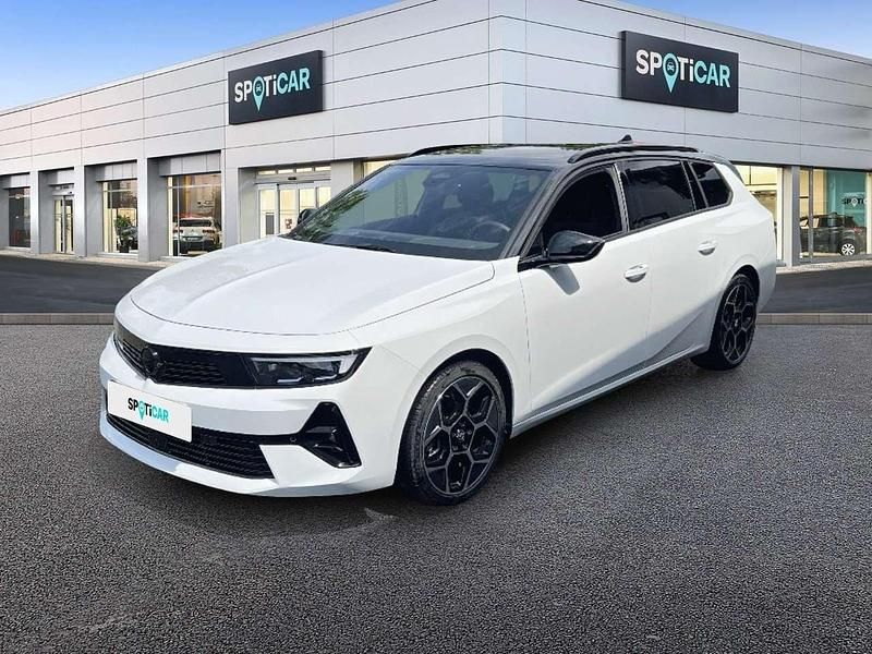 Arktis weiß Gebraucht 2024 Opel Astra Kombi | 26.600 € - Bild 1/4