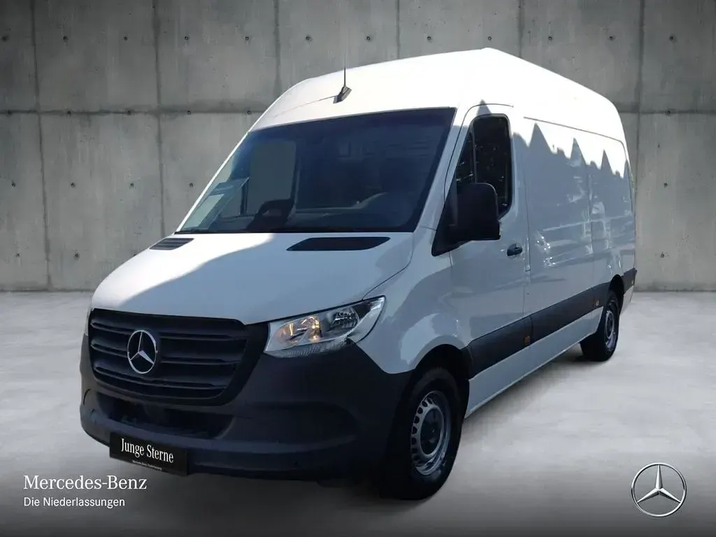 Gebraucht Mercedes Sprinter 170 PS (125 kW) 2025 Weiß Van