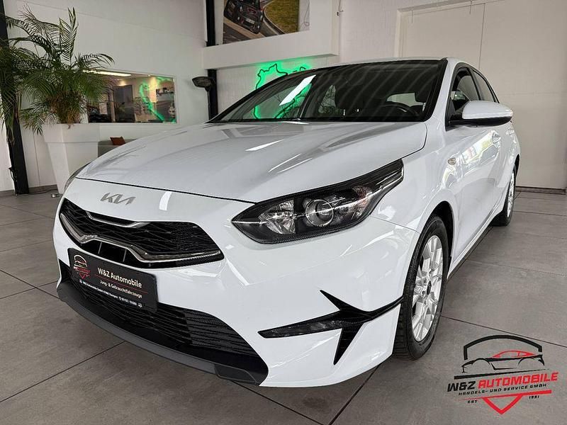 Second-hand Kia Ceed 160 CP (117 kW) 2023 Alb Hatchback