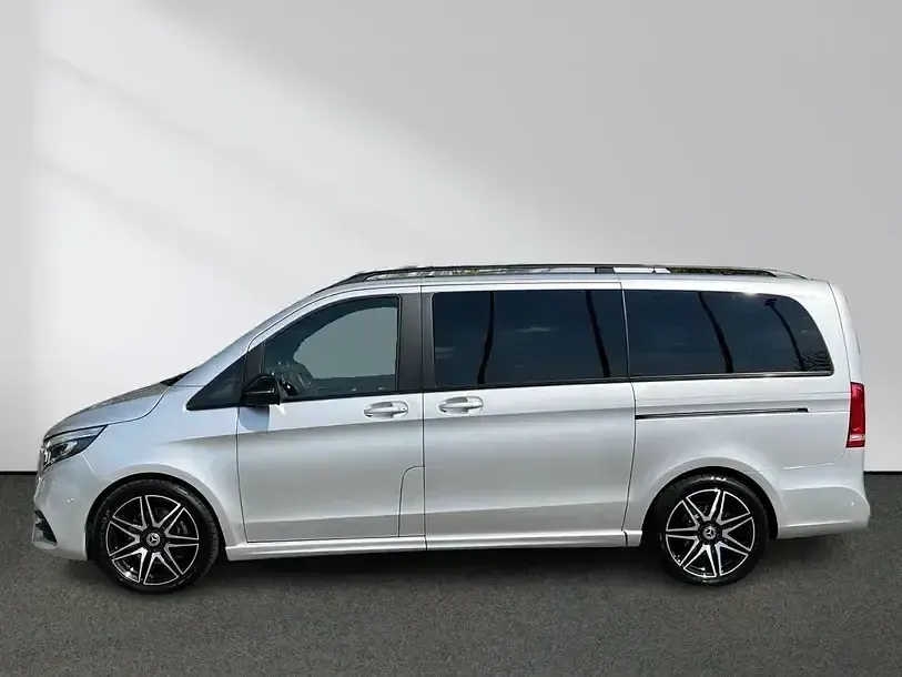 Gebraucht Mercedes V300 Exclusive 237 PS (174 kW) 2022 Brillantsilber Van / Kleinbus