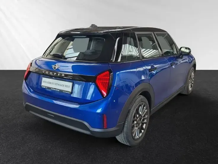Usata Mini Cooper 156 CV (114 kW) 2024 Blu Utilitaria