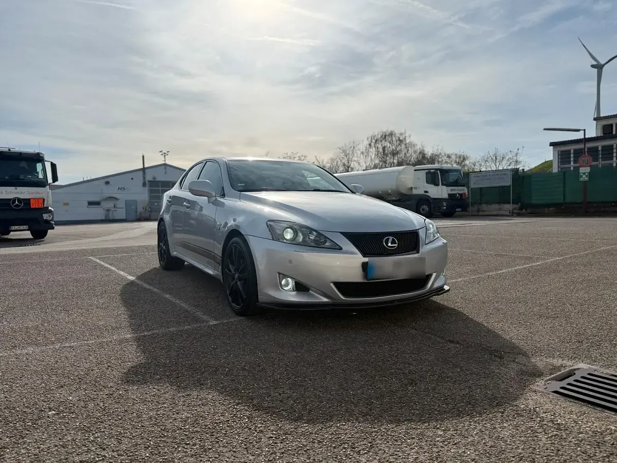Gebraucht Lexus IS250 208 PS (152 kW) 2006 Silber Limousine