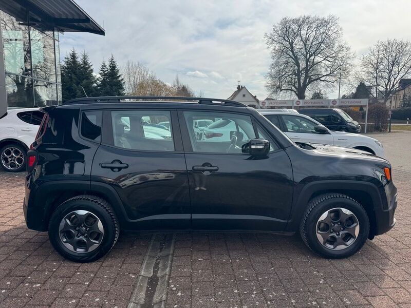 Gebraucht Jeep Renegade Night Eagle 120 PS (88 kW) 2016 Schwarz SUV