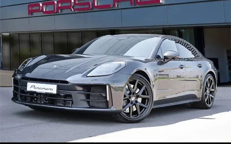 Gebraucht Porsche Panamera 4 E-Hybrid 470 PS (345 kW) 2026 Kleinwagen