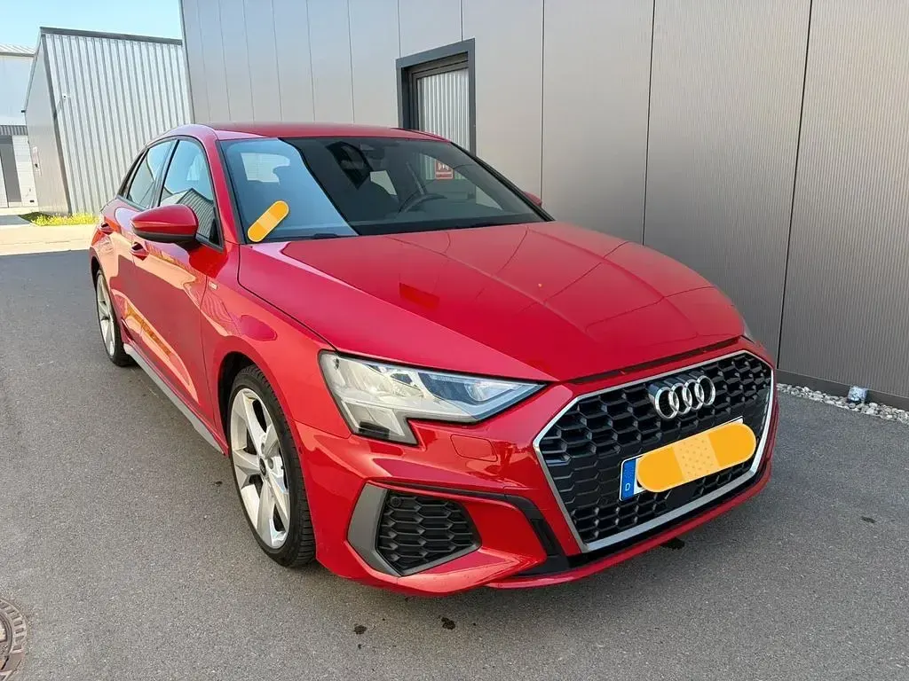 Gebraucht Audi A3 S-Line 150 PS (110 kW) 2020 Rot Limousine