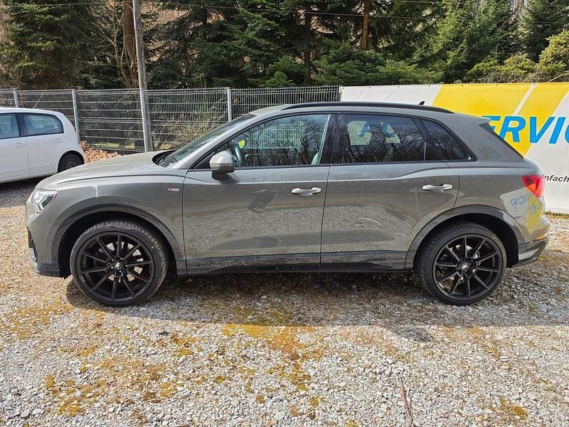 Gebraucht Audi Q3 S-Line 190 PS (139 kW) 2019 Grau SUV