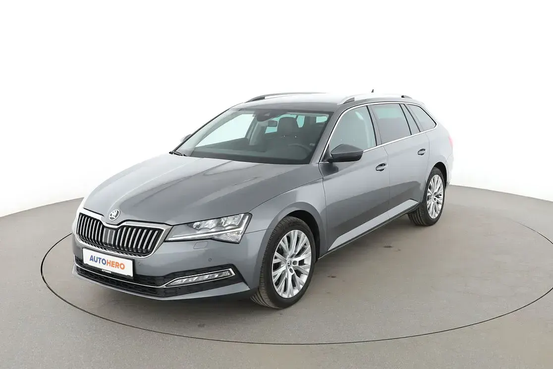 Gebraucht Skoda Superb Style 150 PS (110 kW) 2023 Kombi