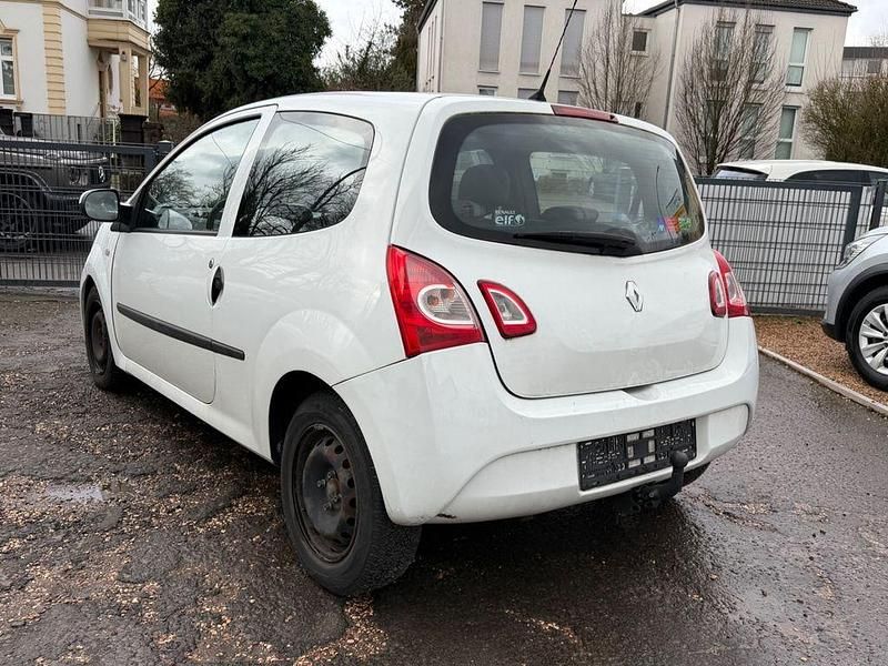Gebraucht Renault Twingo Dynamique 64 PS (47 kW) 2012 Weiß Kleinwagen