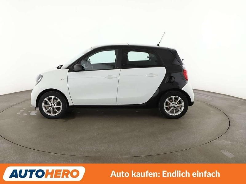 Gebraucht Smart ForFour Basis 90 PS (66 kW) 2018 Weiß Kleinwagen