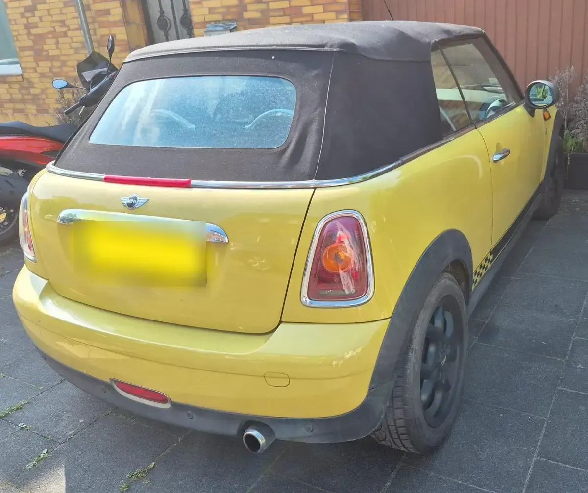 Occasion Mini One Cabriolet 98 PK (72 kW) 2010 Geel Cabriolet