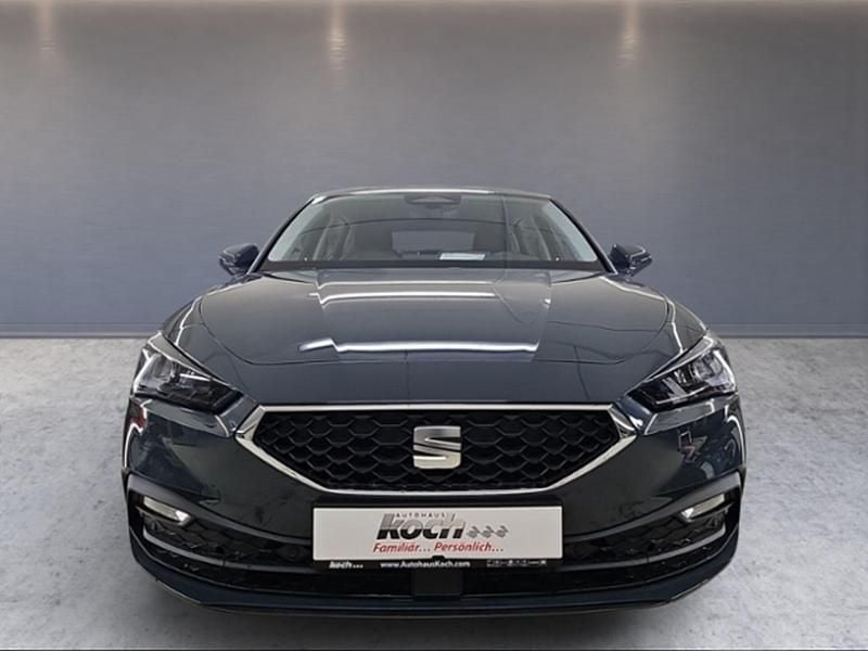 Neu Seat Leon ST Style 116 PS (85 kW) 2025 Blau Kombi