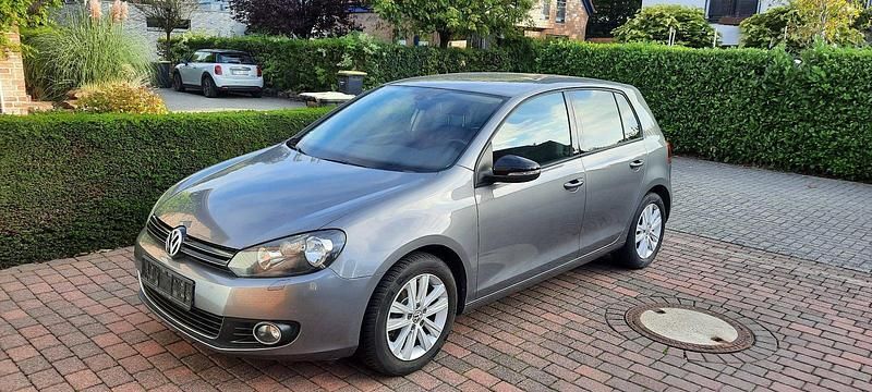 Grau Gebraucht 2012 VW Golf VI Style Kleinwagen | 5.200 € (Guter Preis) - Bild 1/4