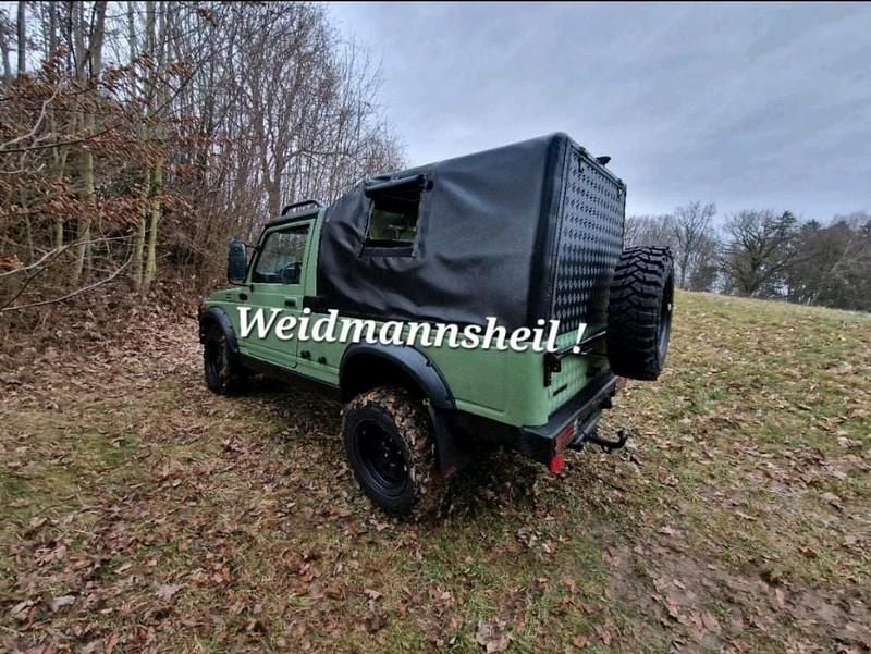 Second-hand Suzuki Samurai 64 CP (47 kW) 1987 Verde SUV