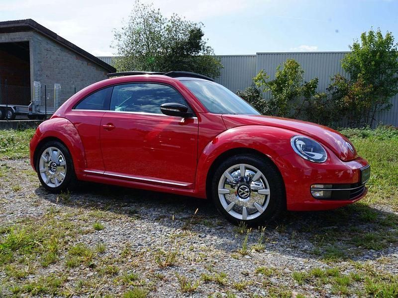 Gebraucht VW Beetle 105 PS (77 kW) 2014 Tornado rot Kleinwagen