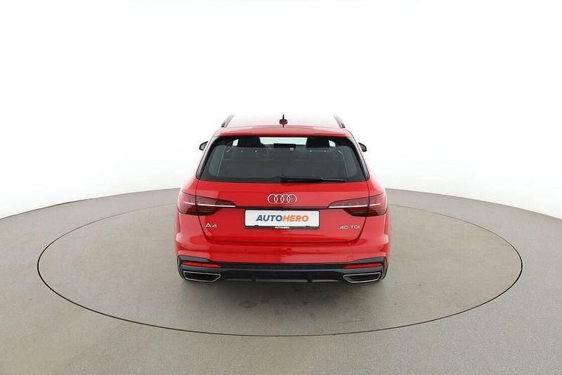 Gebraucht Audi A4 S-Line 204 PS (150 kW) 2023 Rot Kombi