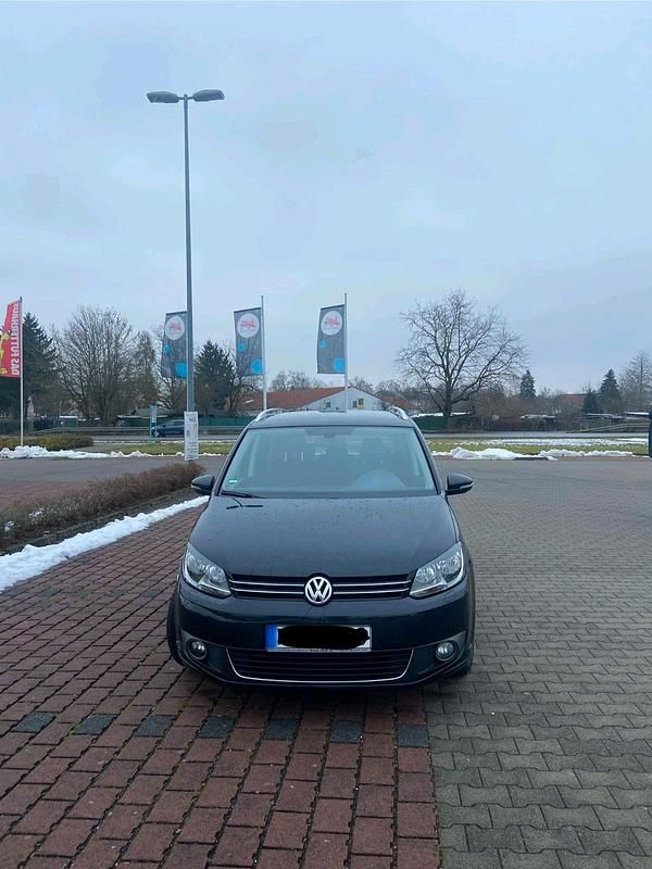 Gebraucht VW Touran 140 PS (102 kW) 2011 Schwarz Van / Kleinbus