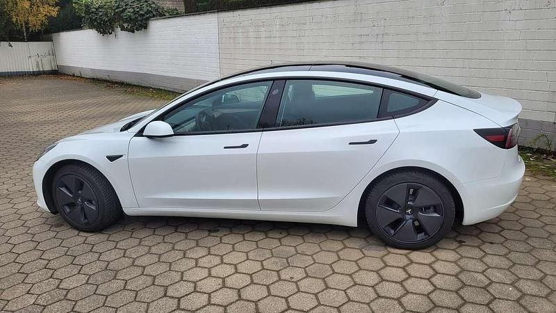 Gebraucht Tesla Model 3 Standard Range Plus 239 kW (325 PS) 2021 Limousine