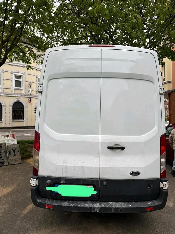 Second-hand Ford Transit 170 CP (125 kW) 2019 Alb Monovolum