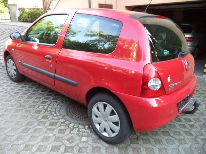 Gebraucht Renault Clio II Campus 58 PS (42 kW) 2008 Rot Limousine
