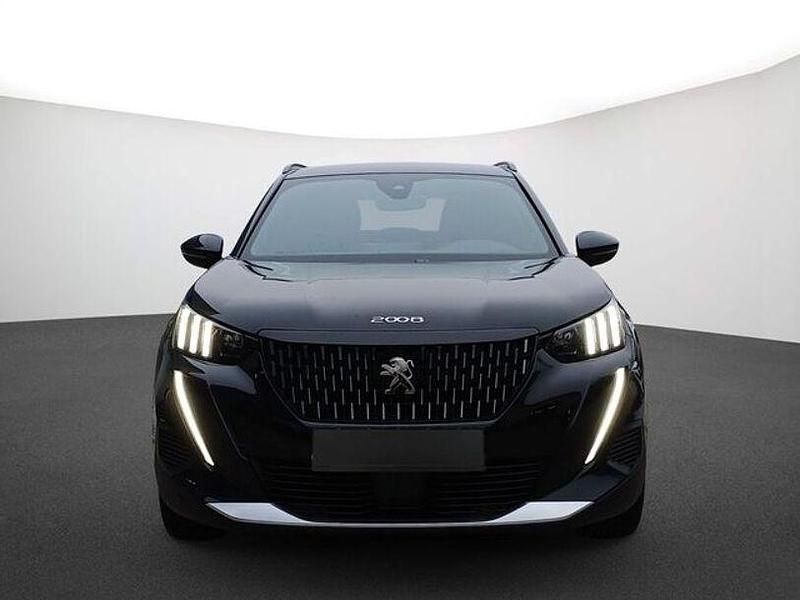 Gebraucht Peugeot 2008 GT 131 PS (96 kW) 2023 Lackierung schwarz perla nera/typ aussenverkleidung metalliclackierung SUV