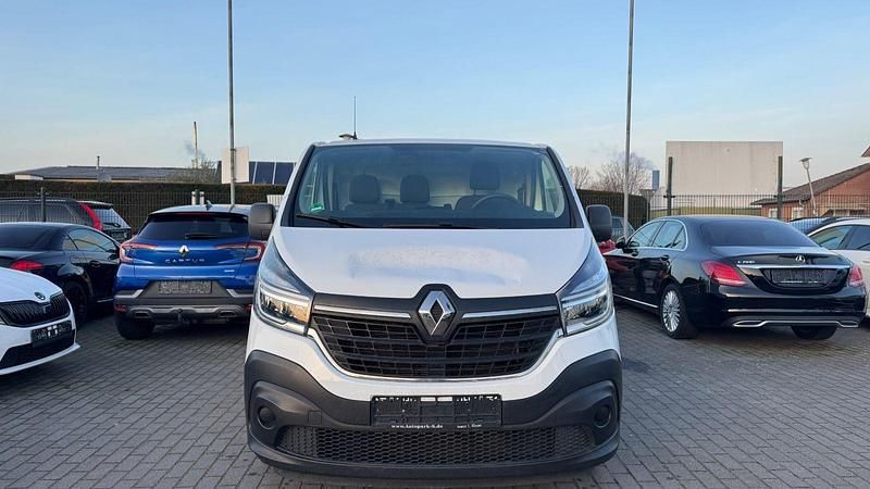 Gebraucht Renault Trafic Komfort 120 PS (88 kW) 2020 Weiß Van / Kleinbus
