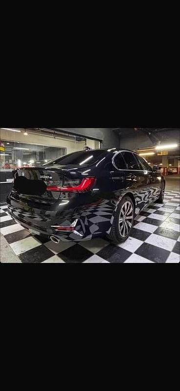 Gebraucht BMW 330e Luxury Line 184 PS (135 kW) 2020 Schwarz Limousine